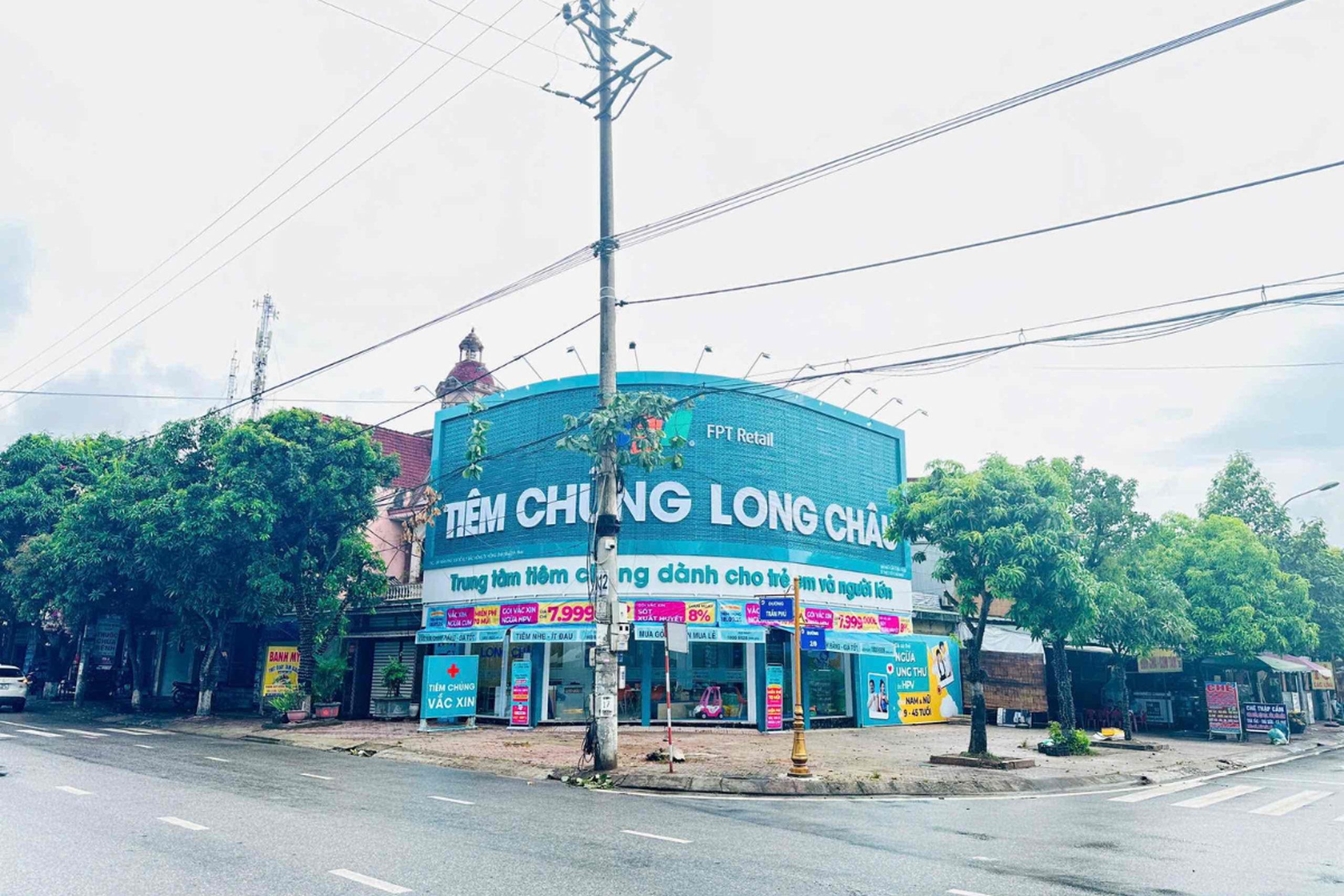 Trung tâm tiêm chủng