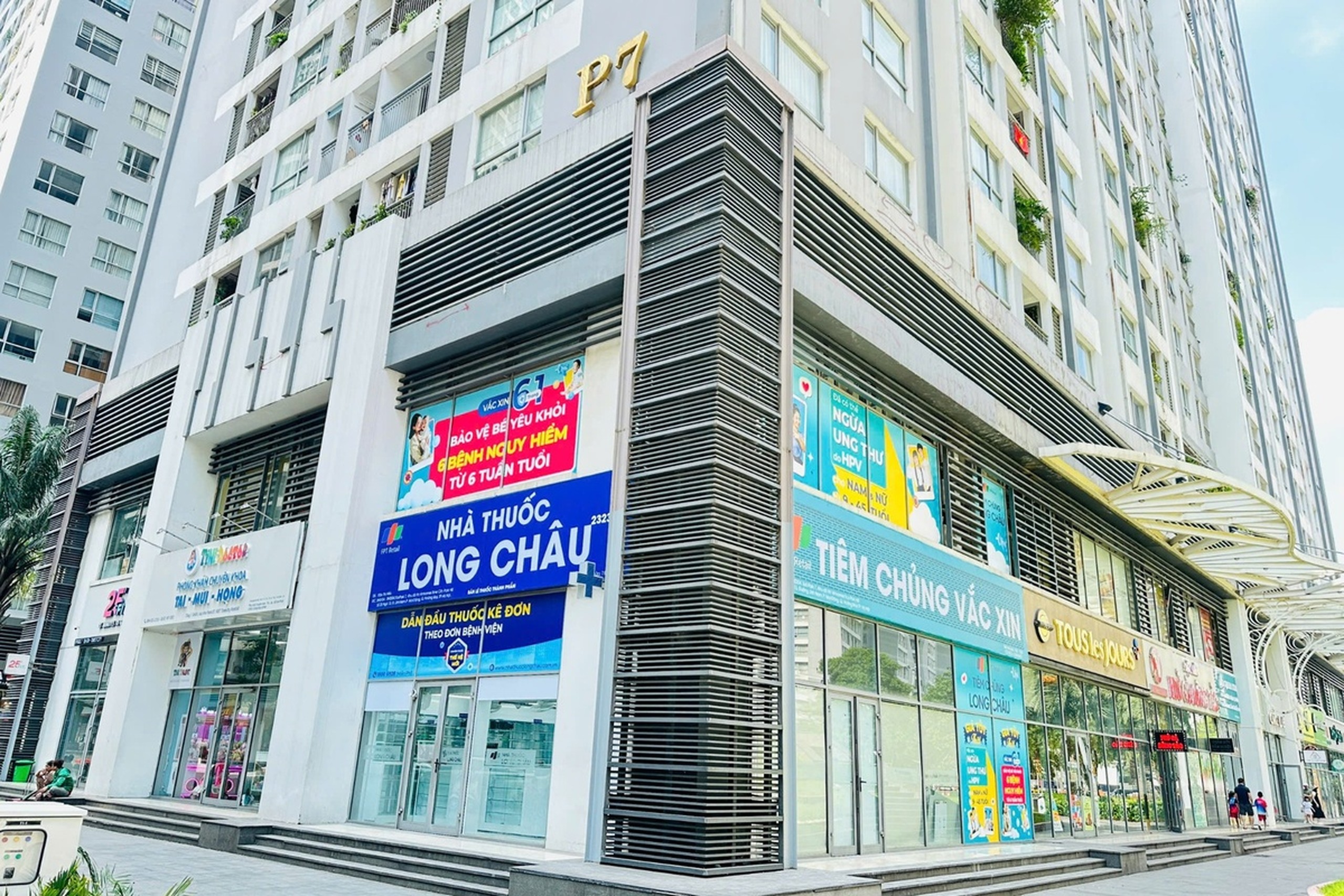 Trung tâm tiêm chủng