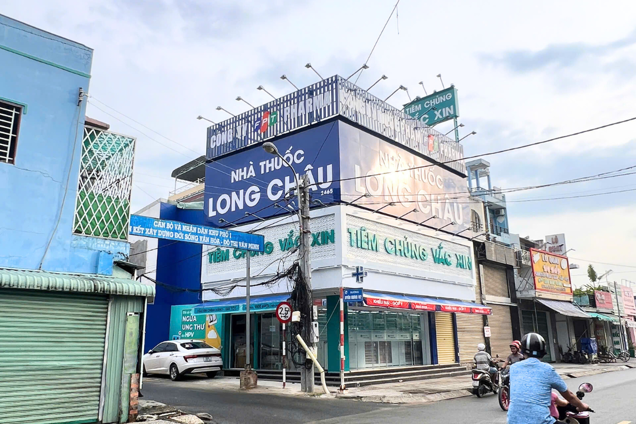 Trung tâm tiêm chủng