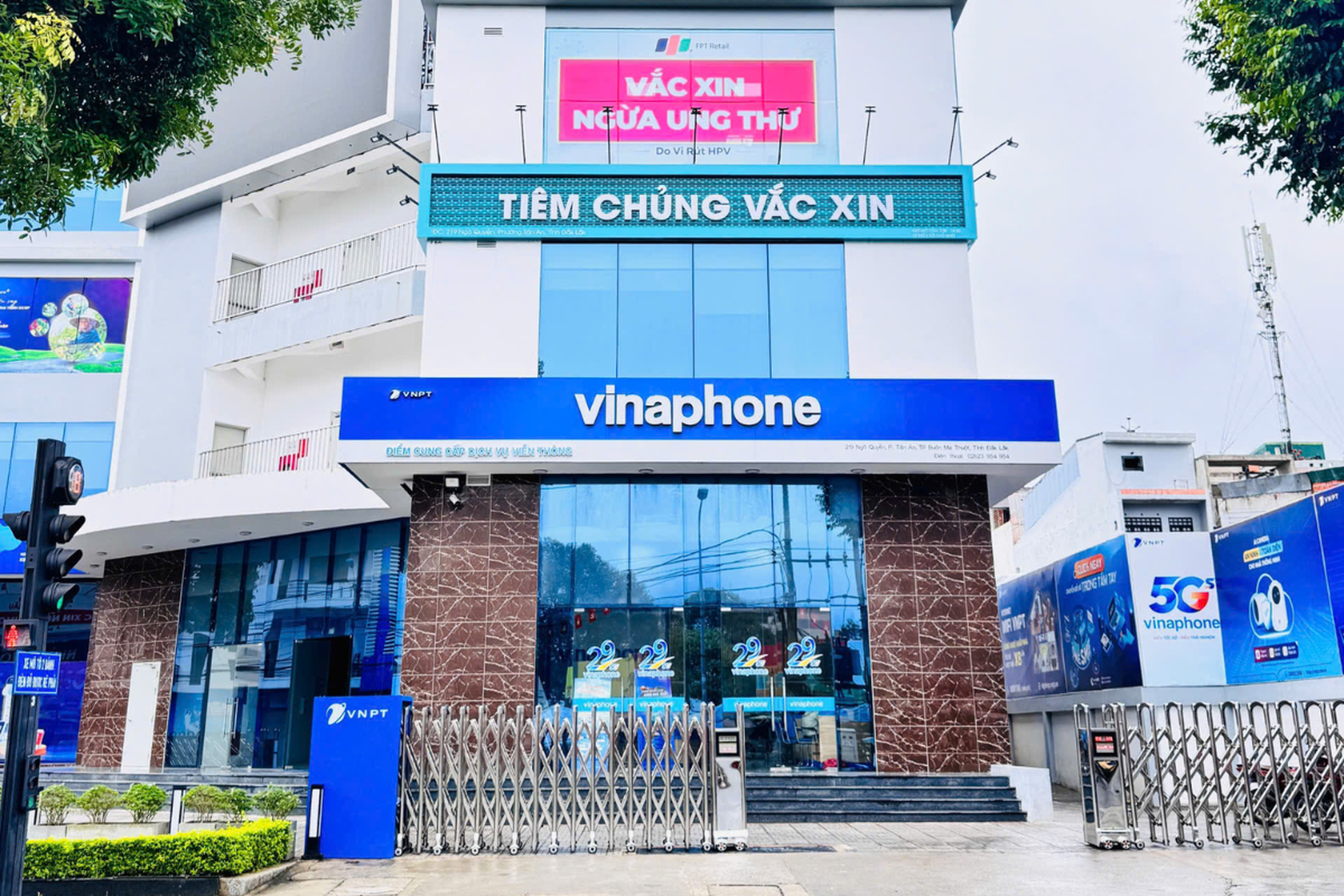 Trung tâm tiêm chủng