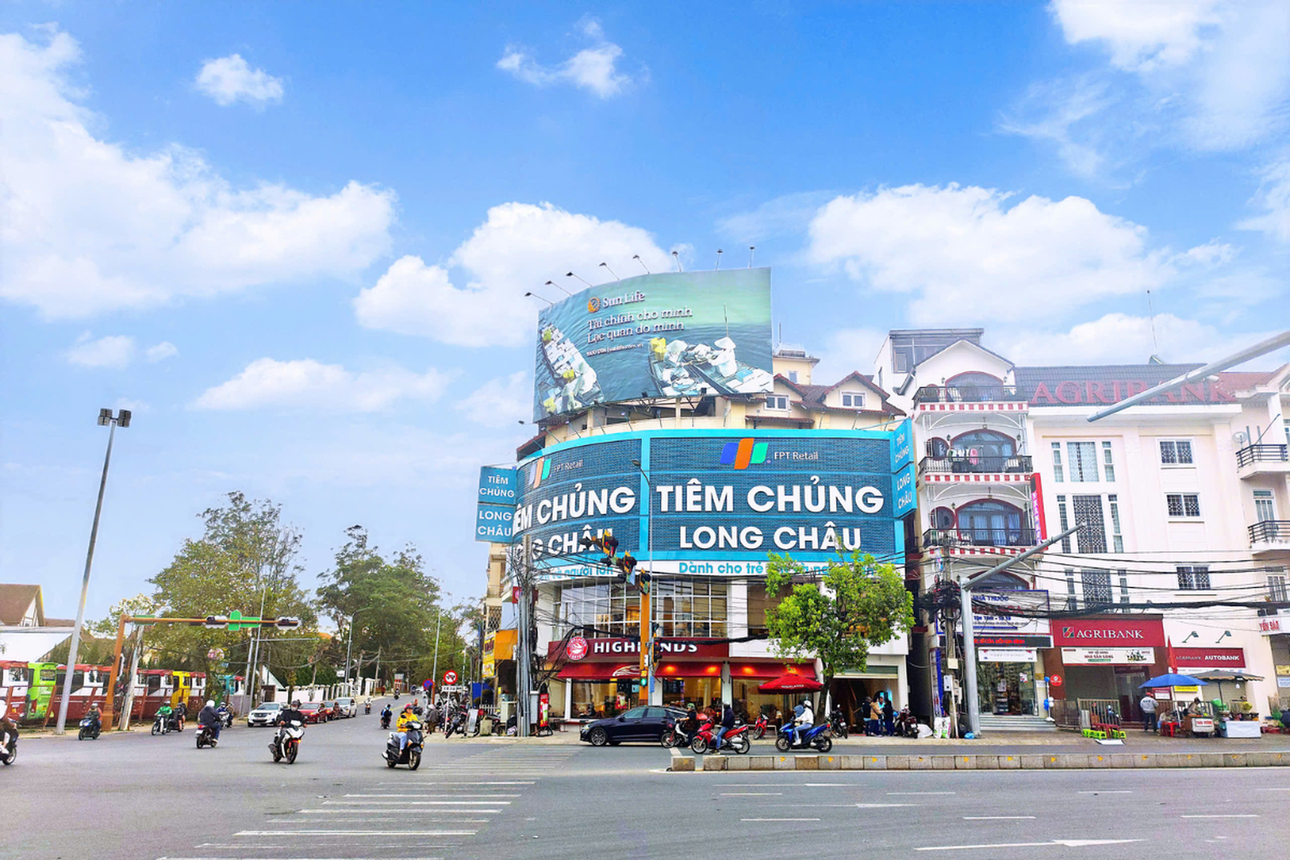 Trung tâm tiêm chủng