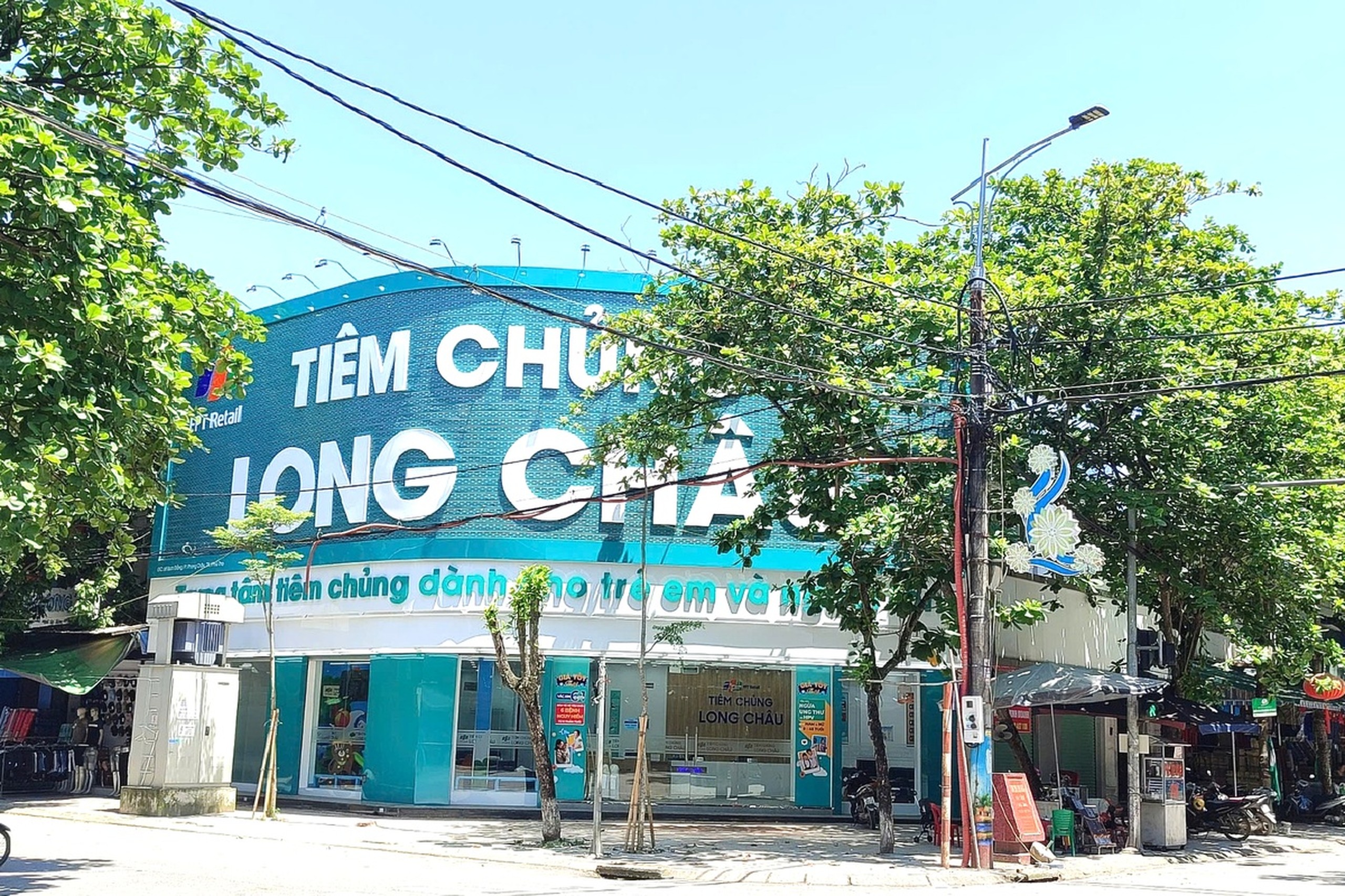 Trung tâm tiêm chủng