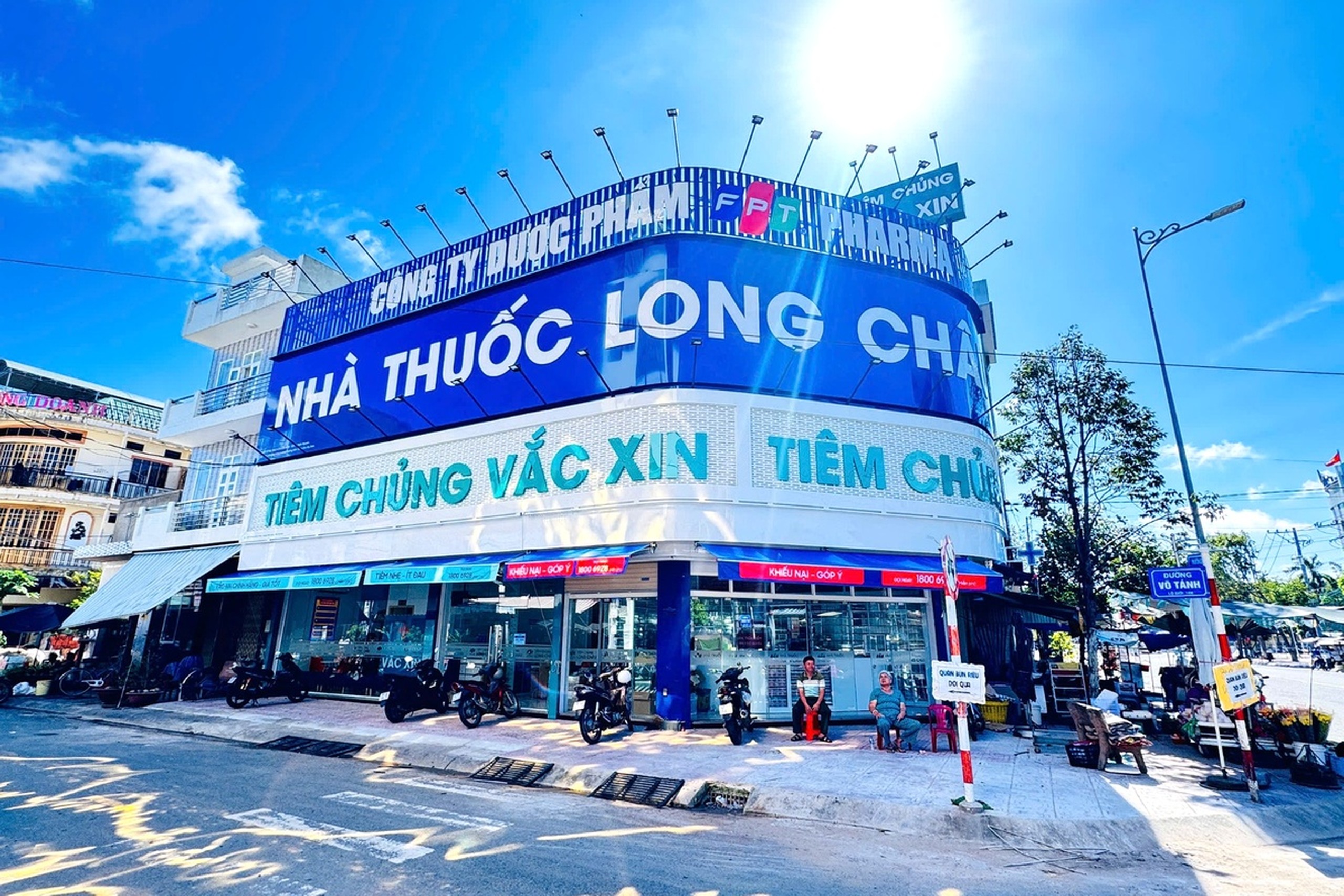 Trung tâm tiêm chủng