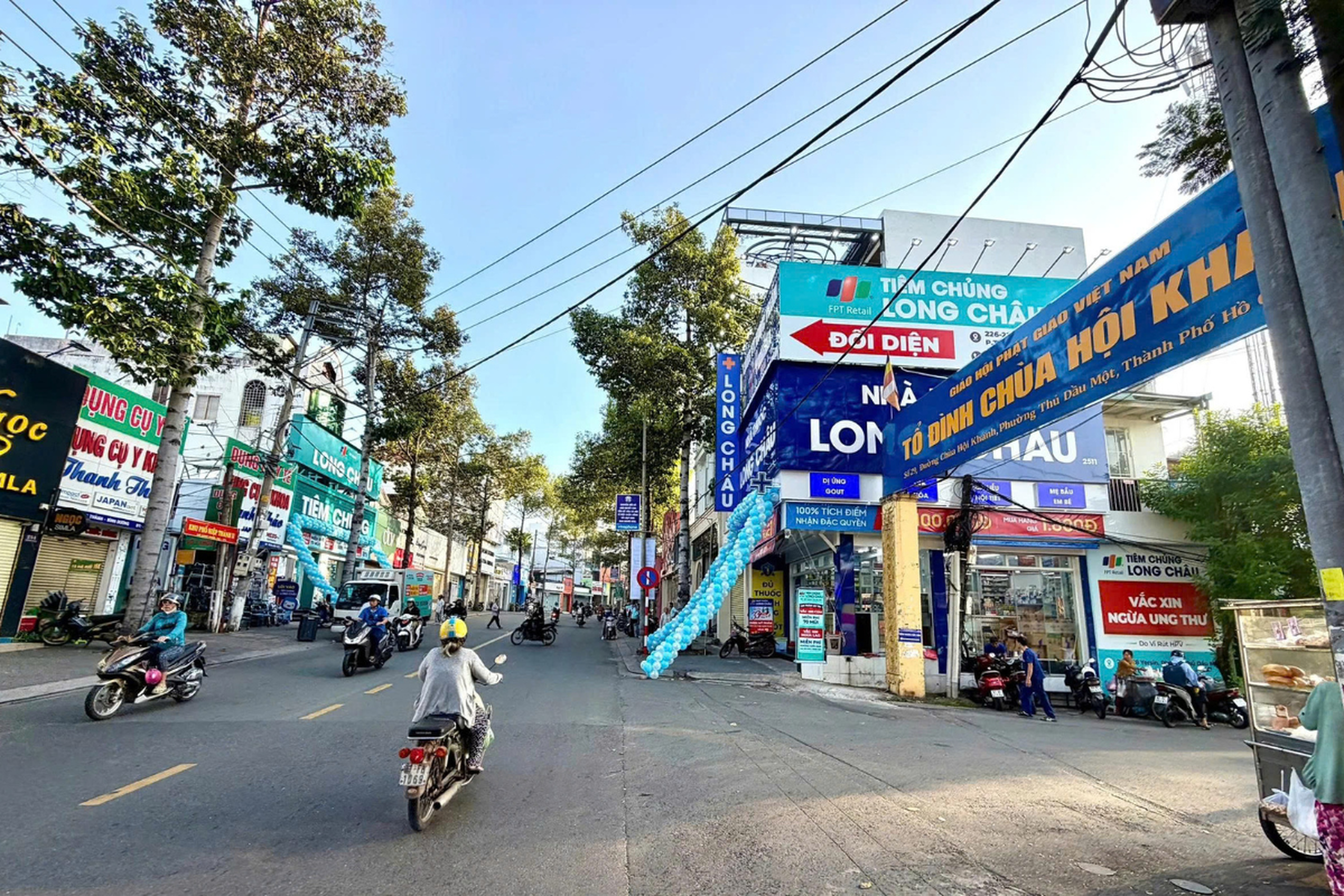 Trung tâm tiêm chủng