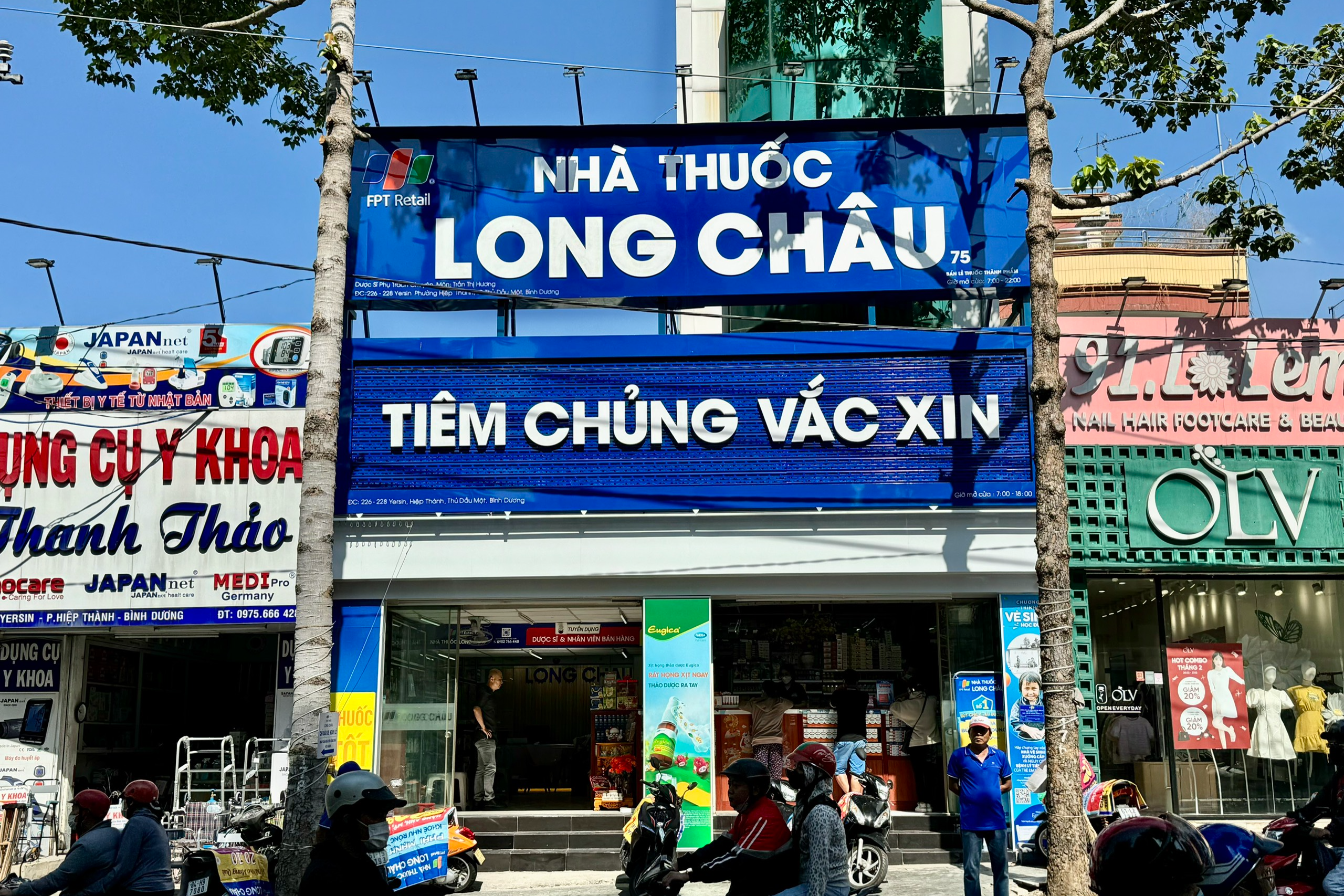 Trung tâm tiêm chủng