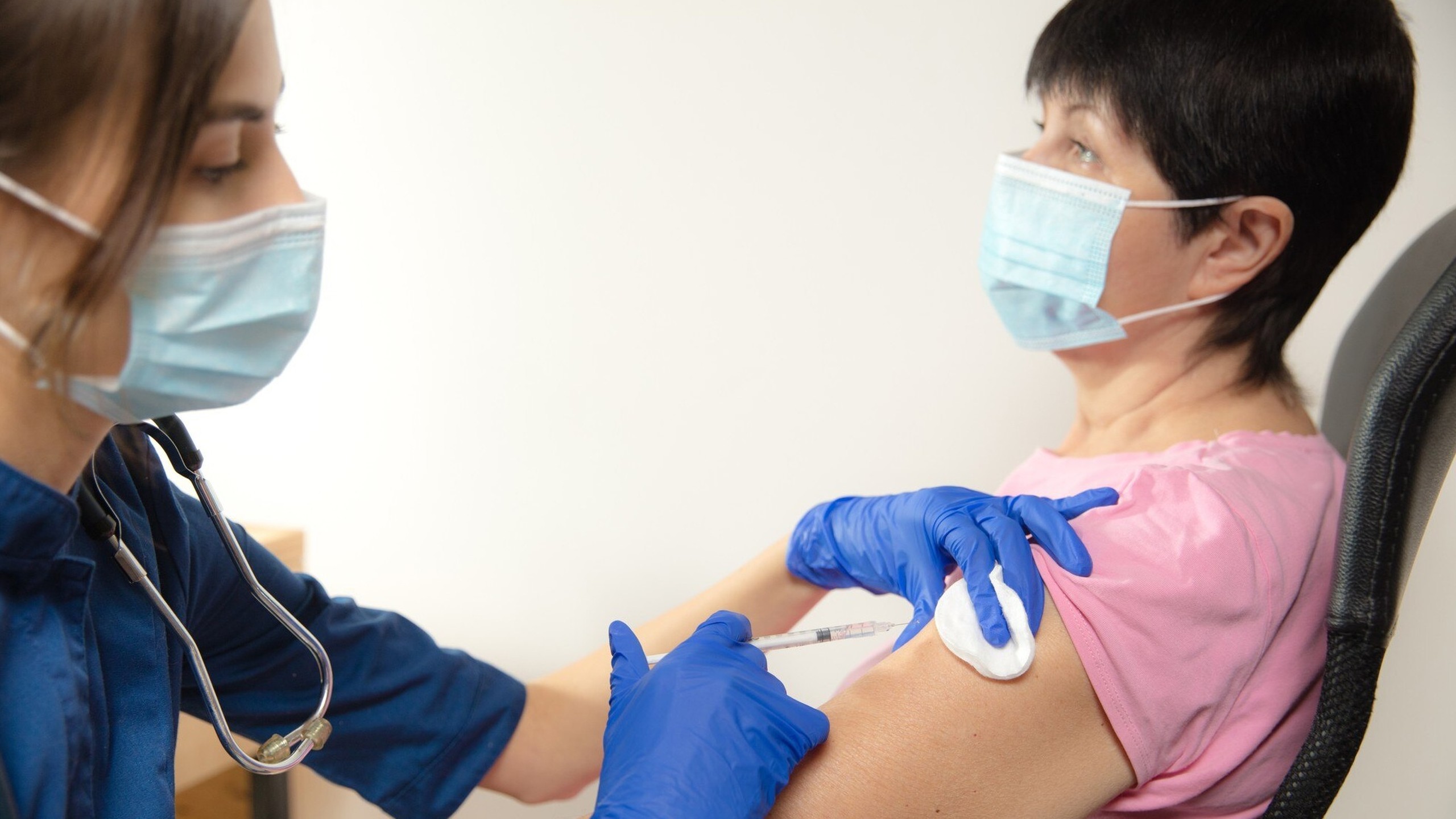 tiem-phong-cum-giup-giam-nguy-co-dot-quy-3.jpg