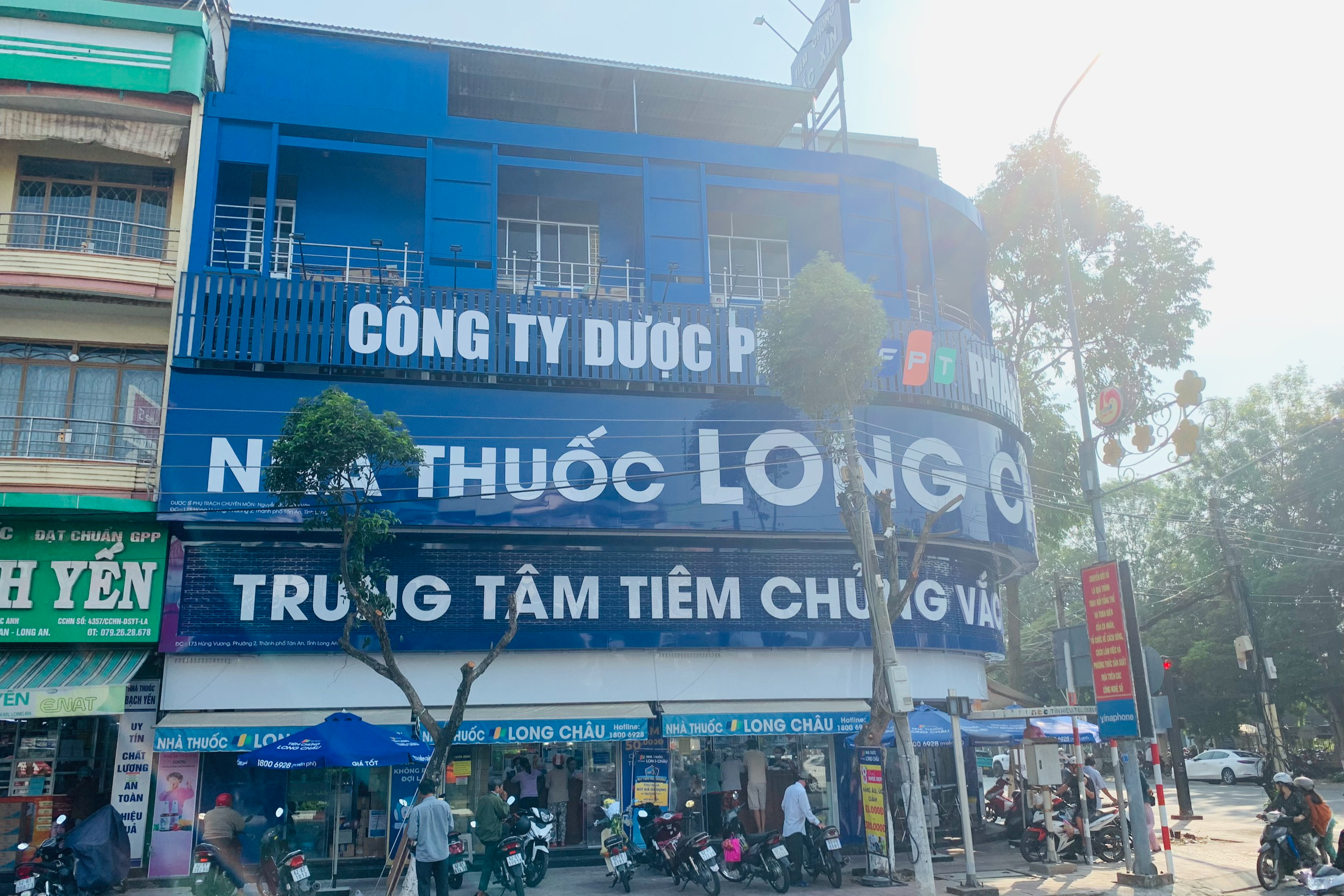 Trung tâm tiêm chủng