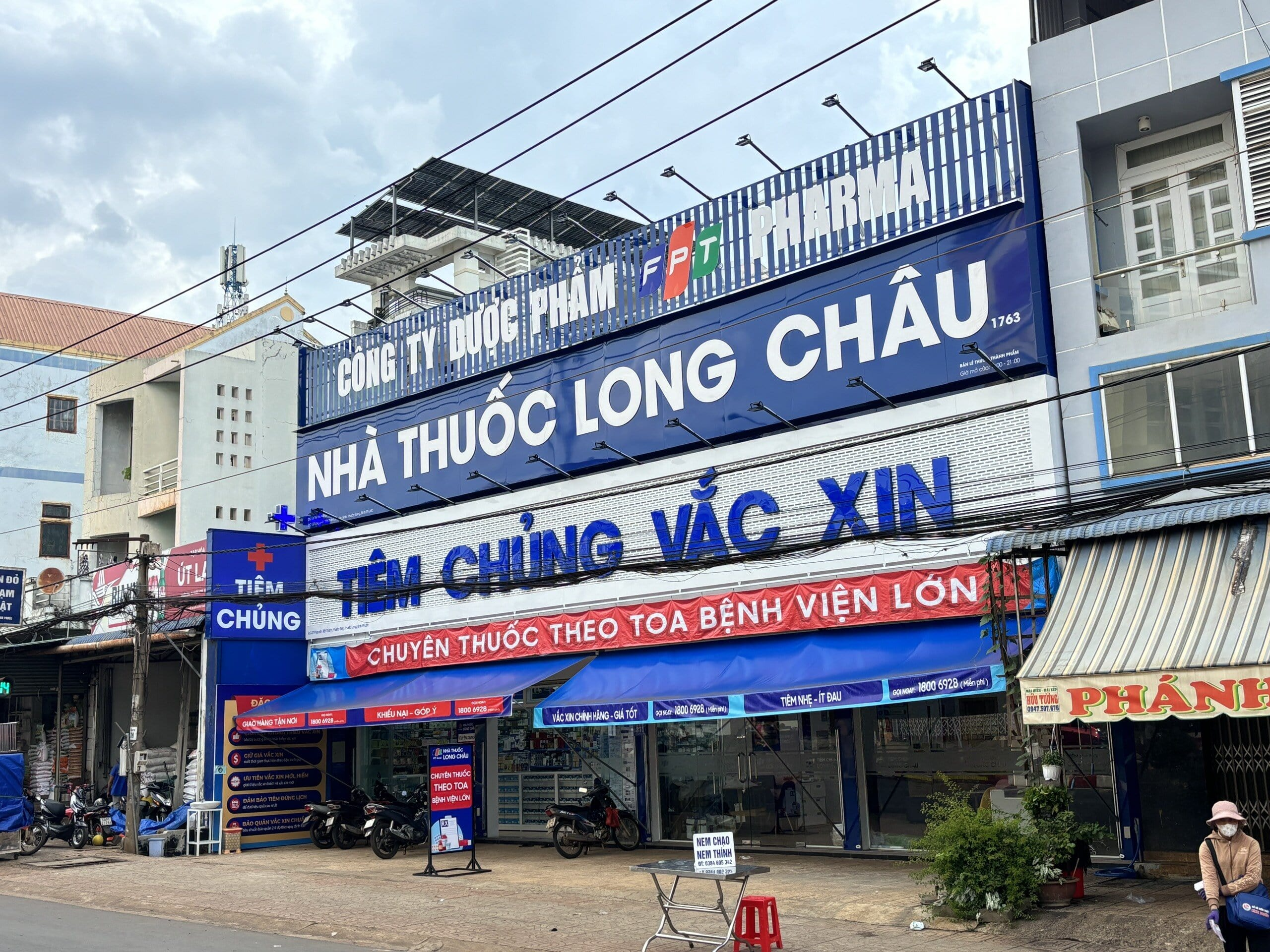 Trung tâm tiêm chủng