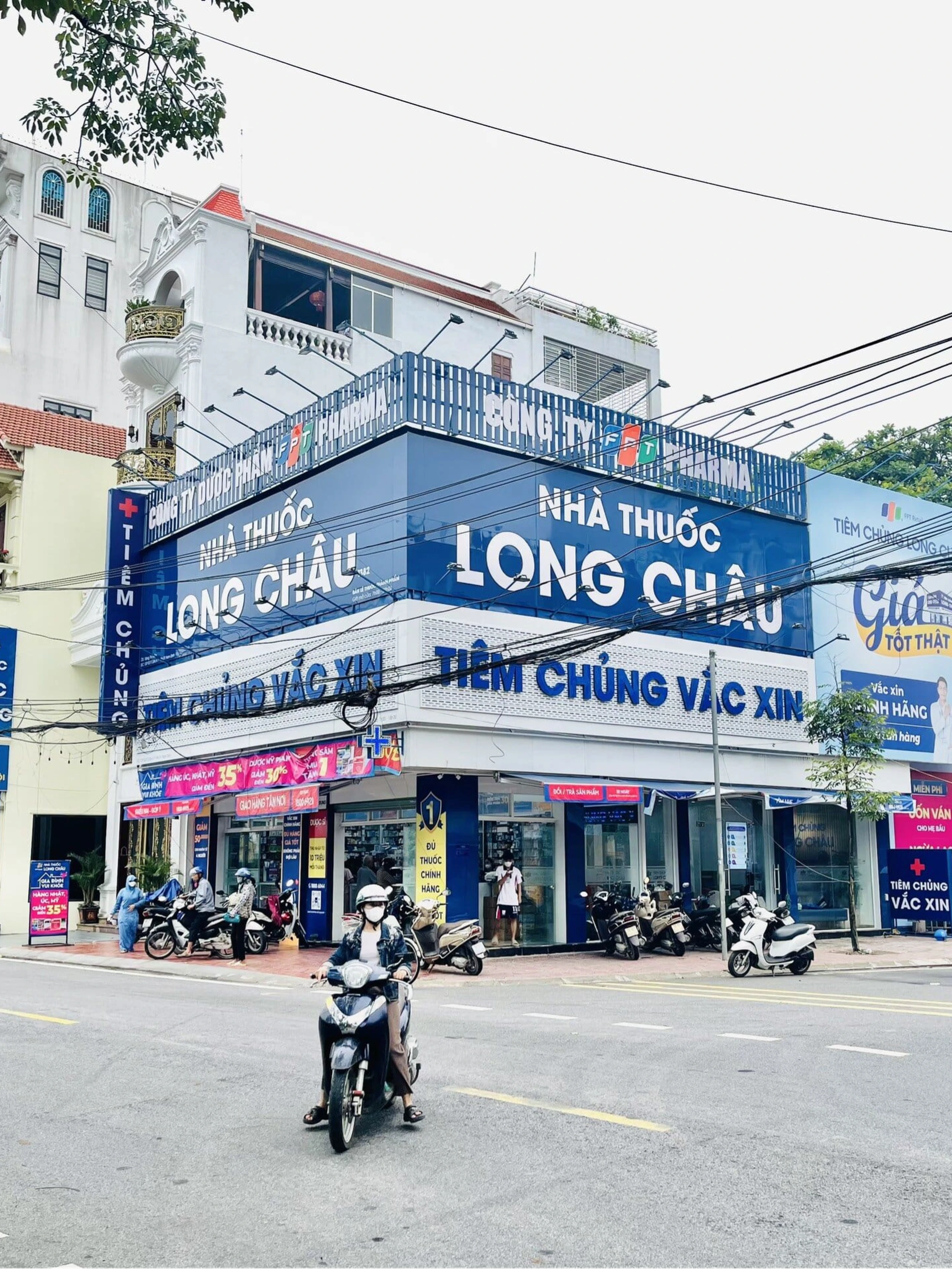 Hình ảnh trung tâm