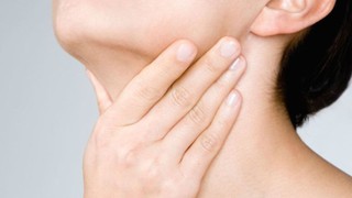 Tĩnh mạch cổ nổi: Nguyên nhân, dấu hiệu nhận biết, chẩn đoán và điều trị