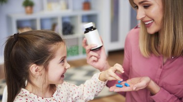 1 năm cho trẻ uống vitamin A mấy lần? Lịch uống chi tiết