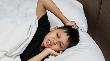 Trẻ 10 tuổi khó ngủ thiếu chất gì? Vì sao thiếu vi chất gây khó ngủ?