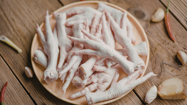 Ăn chân gà có bị run tay không​? Ăn chân gà có tác dụng gì?