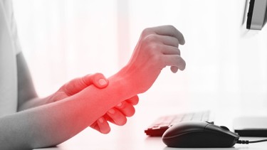 Bài tập hội chứng ống cổ tay: Cách tập đúng giúp giảm đau nhức và phục hồi chức năng tay