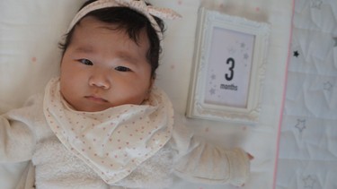 Bé 3 tháng tuổi nặng bao nhiêu kg? Những điều cha mẹ cần biết