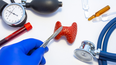 Ung thư tuyến giáp là gì? Nguyên nhân, phương pháp điều trị và phòng ngừa