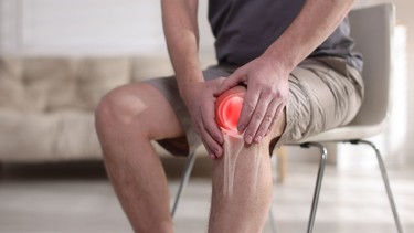 Viêm khớp nhiễm trùng: Nguyên nhân, triệu chứng và điều trị