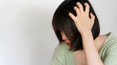 Bệnh chàm da đầu: Nhận biết sớm, nguyên nhân và cách chăm sóc đúng