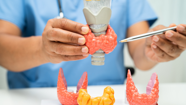 Bệnh cường giáp có nguy hiểm không? Cách kiểm soát bệnh