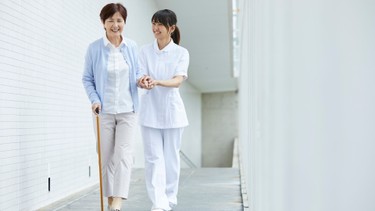 Bệnh loãng xương có chữa được không và các phương pháp hỗ trợ hiện nay