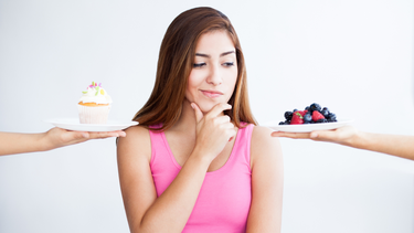 Bệnh teo não nên ăn gì? Gợi ý chế độ dinh dưỡng hỗ trợ não bộ