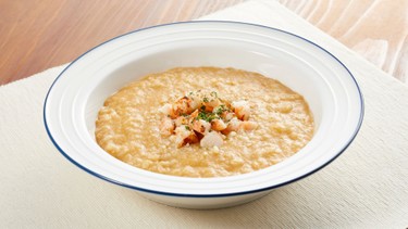 Cháo tôm nấu với gì cho bé? Gợi ý 10 thực phẩm kết hợp giàu dinh dưỡng