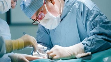 Chi phí mổ u bã đậu bao nhiêu tiền? Các yếu tố ảnh hưởng đến chi phí