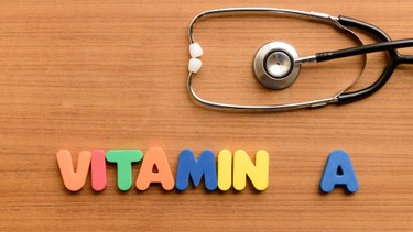 Có nên bổ sung vitamin A cho trẻ em bị sởi không? Liều lượng và lưu ý sử dụng