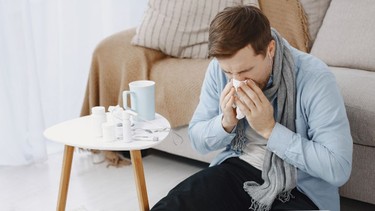 Làm cách nào để phân biệt bạch hầu và cảm cúm?