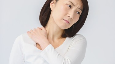 Đau đốt sống cổ: Nguyên nhân, dấu hiệu và cách cải thiện hiệu quả