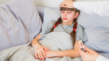 Dấu hiệu sắp khỏi sốt xuất huyết: Nhận biết đúng để chăm sóc an toàn