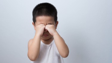 Đau mắt hột có lây không? Giải thích chi tiết và cách phòng ngừa