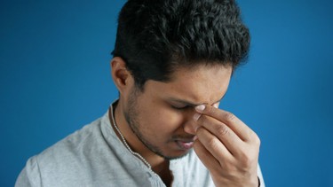 Đau nửa đầu migraine: Nguyên nhân, triệu chứng và hướng điều trị hiệu quả