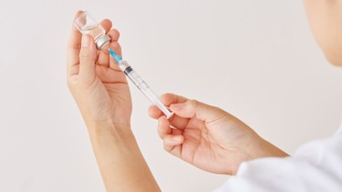 Địa điểm tiêm vắc xin sốt xuất huyết ở Quận 4 an toàn và uy tín
