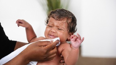 Điều trị viêm màng não mủ ở trẻ em như thế nào?