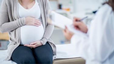 Doạ sảy thai là gì? Dấu hiệu nhận biết, mức độ nguy hiểm và cách xử trí đúng