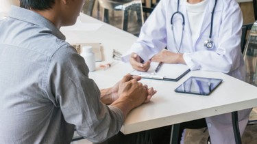 Hội chứng Koenig là gì? Nguyên nhân, triệu chứng và điều trị