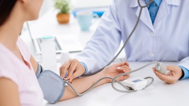 Hướng dẫn cách lập kế hoạch chăm sóc bệnh nhân tăng huyết áp để duy trì sức khỏe ổn định