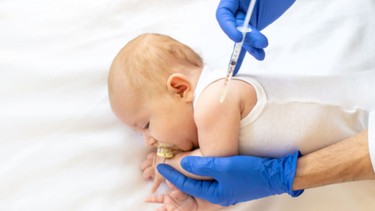Lịch tiêm cúm cho trẻ: Các loại vắc xin cúm phổ biến và các lưu ý quan trọng
