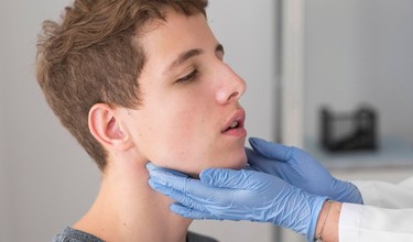 Loạn sản xơ xương hàm mặt là gì? Triệu chứng và cách điều trị