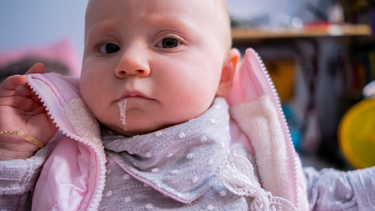 Những triệu chứng không dung nạp lactose ở trẻ sơ sinh và cách điều trị