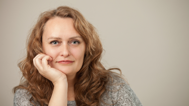 Phụ nữ 50 tuổi còn ham muốn không? Sự thật về cảm xúc và sức khỏe tuổi trung niên