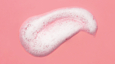 Quan hệ ra bọt trắng có sao không? Thế nào là bất thường?