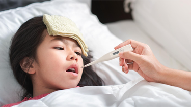 Sốt là gì? Nguyên nhân, triệu chứng, cách điều trị và phòng ngừa