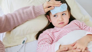 Sốt xuất huyết nhập viện bao lâu? Thời gian điều trị và hồi phục cần biết