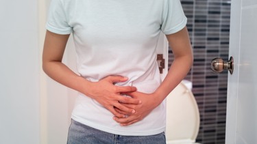 Táo bón xì hơi nhiều: Nguyên nhân, dấu hiệu cảnh báo và cách khắc phục hiệu quả