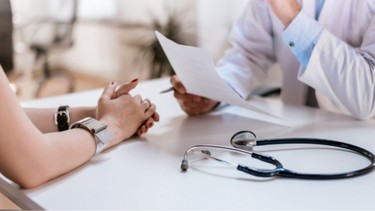 Khám thai lần đầu: Mốc thời gian, các loại xét nghiệm và lưu ý cần biết