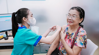 Tiêm vắc xin Arexvy ở đâu uy tín, an toàn?