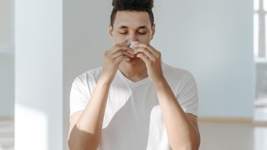 U hốc mũi là gì? Nguyên nhân, triệu chứng và cách điều trị