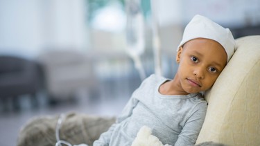 Ung thư có di truyền không? Giải đáp chi tiết